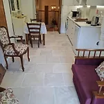Appartamento Cecilia Traditional House-suites *