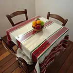 Cecilia Traditional House-suites *