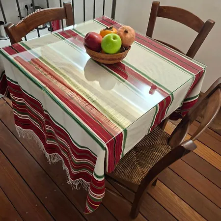 Cecilia Traditional House-suites Διαμέρισμα