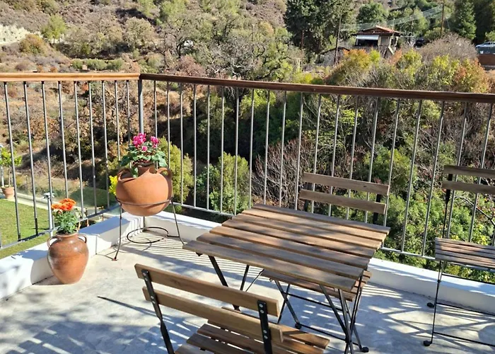 Cecilia Traditional House-suites Appartamento Kalopanagiotis