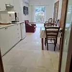 Cecilia Traditional House-suites * Kalopanagiotis