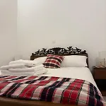 Cecilia Traditional House-suites Apartament