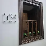 Cecilia Traditional House-suites * Καλοπαναγιώτης