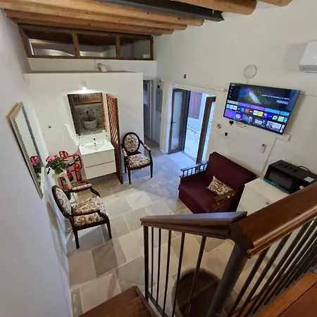 公寓 Cecilia Traditional House-suites