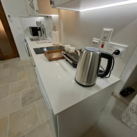 Cecilia Traditional House-suites アパート *