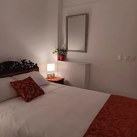 Cecilia Traditional House-suites アパート *