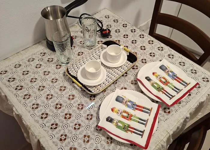 Cecilia Traditional House-suites